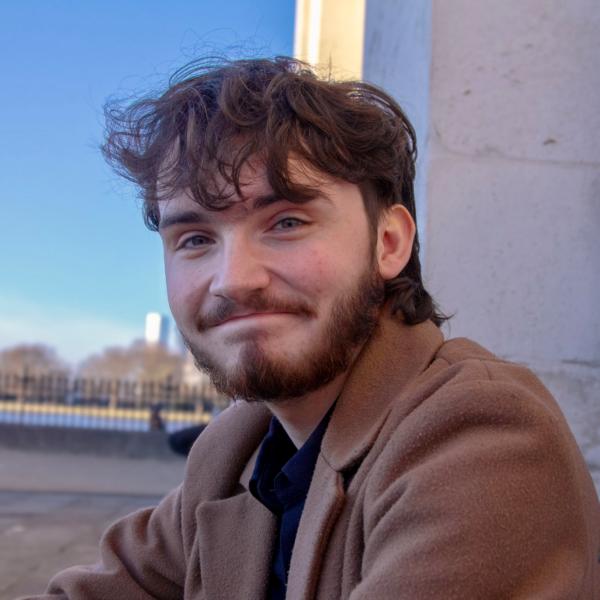 Portrait of Cllr Cai Parry